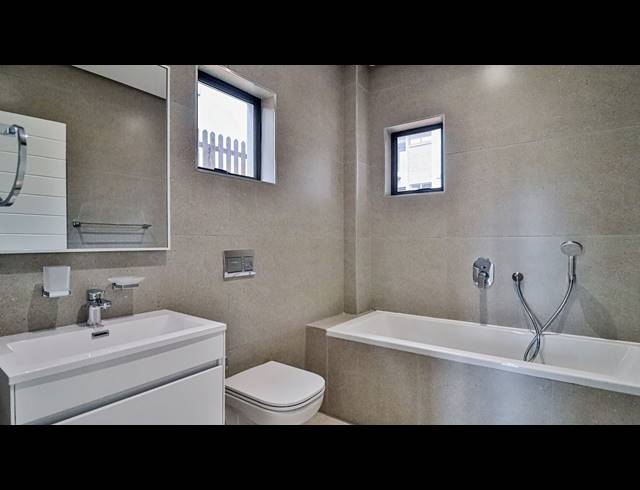 4 BEDROOM HOUSE FOR SALE IN IZINGA RIDGE